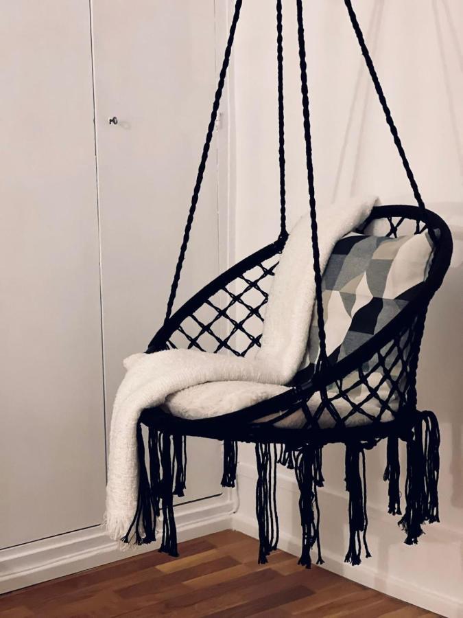 Chic Apartment On The Famous Shopping Rue Du Faubourg Saint-Honore Street ปารีส ภายนอก รูปภาพ