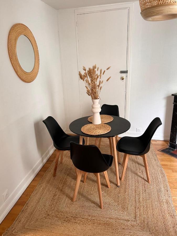 Chic Apartment On The Famous Shopping Rue Du Faubourg Saint-Honore Street ปารีส ภายนอก รูปภาพ